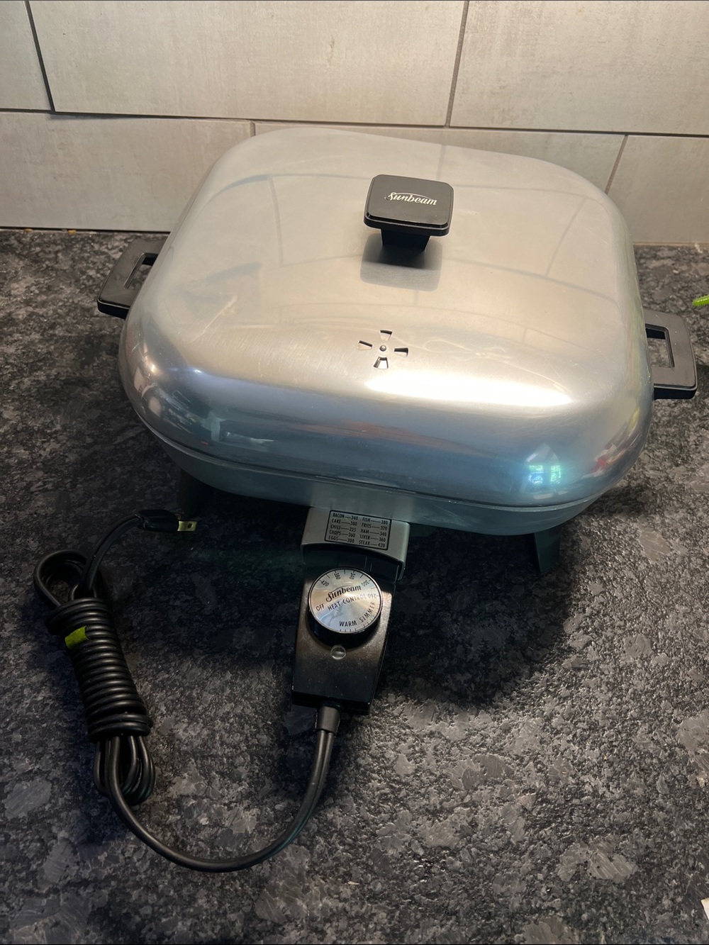 Vintage Sunbeam Silver Electric Skillet/Fryer.  NWOT